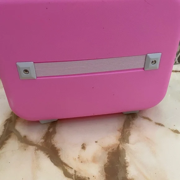 Pink Hello Kitty Hard Shell Case - Picture 6 of 8